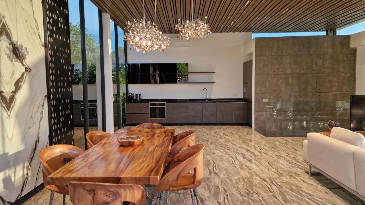 Villa Obsidian, With Staff, Sea View And Walk To Choeng Mon Beach Eksteriør billede